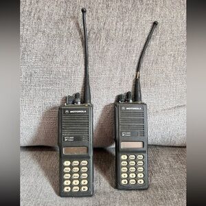 Lo Motorola MTS2000 Portable Radio w/ Antenna No Battery A3. Lot of 2